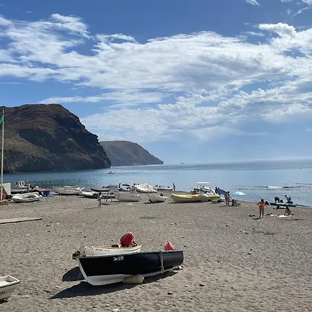 Congrio10, Negras Las Negras