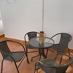 Congrio10, Negras Apartman *