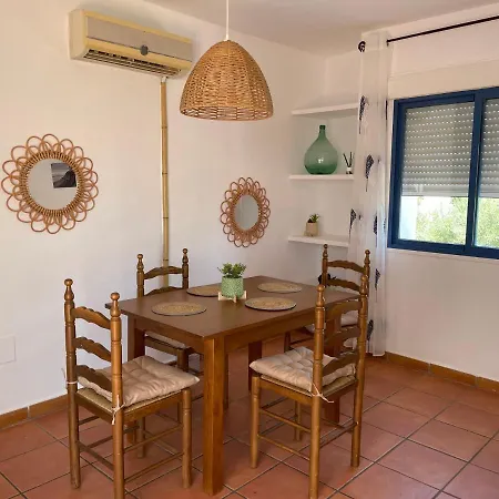 Congrio10, Negras Apartamento *